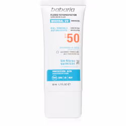 Le produit avec le filtre minéral UV Babaria Sun Face offre une protection efficace de la peau contre le soleil.