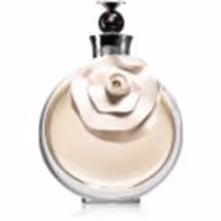 Soyez charmante et arrogante, soyez vous-même ! L’eau de parfum pour femme Valentino Valentina est une senteur fleurie e ...