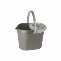 El cubo de fregar de esta misma serie presenta un diseño ergonómico e incluye un dispositivo especial para eliminar el exceso ...