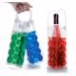 SAC DE REFRIGERATION POUR BOUTEILLE . SAC PLASTIQUE. GEL REFRIGERANT SUR 4 FACES. HAUTEUR 25 CM - LARGEUR 10 CM. EXISTE EN 3 ...