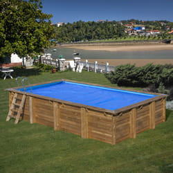 Bâche été à bulles pour piscine bois rectangulaire evora de dimensions intérieures 5,70m x 3,73m - Couleur bleu