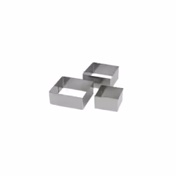 Le MOULE CARRÉ ILSA 7x4,5 HAUT 74407 est idéal pour réaliser de délicieux desserts. Son design carré et ses dimensions parfai ...