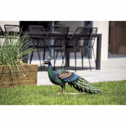 Animal décoratif de jardin : paon coloré en métal Vous souhaitez apporter de la vie dans le jardin ? Ce paon décoratif en mét ...