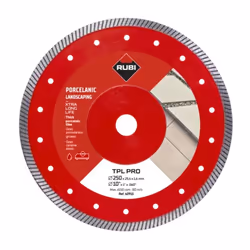 Le disque TPL PRO est idéal pour couper du grès cérame de 20 mm d'épaisseur. Mais, il est également recommandé pour couper le ...