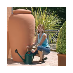 Réservoir d'eau en amphore. Capacité 500 litres. Comprend un robinet Réservoir d'eau amphore idéal pour le jardin d'une capac ...