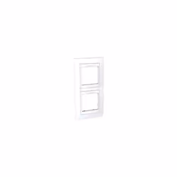 Description générale Plaque de finition verticale blanche de 2 postes, conçue pour accueillir 4 modules (2 x 2). Fabriquée pa ...