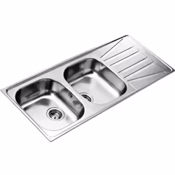 L'évier Basico conviendra parfaitement pour une cuisine moderne et élégante. Il est composé de deux cuves et d'un égoutoir. I ...
