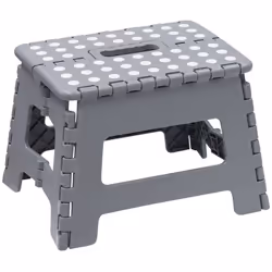 Tabouret pliant polyvalent ARREGUI. Tabouret stable et sûr, capable de supporter jusqu’à 150kg. Se plie et se déplie en un se ...