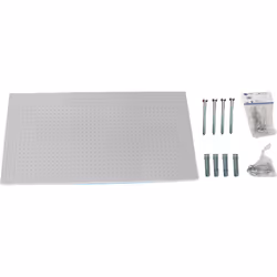 Panneau perforé pour le stockage des outils blancs Avec des dimensions en mm de 600x900x35 mm. Facilement inséré dans les éta ...