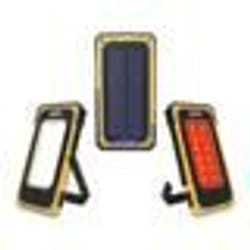 Lampe torche LED EDM - USB/Solaire - 750 lm - 4.0 Ah - Fonction PowerBank - 36126
