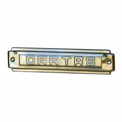 Les plaques de boîte aux lettres en inox 22x25cm sont le complément parfait pour identifier élégamment et durablement votre b ...