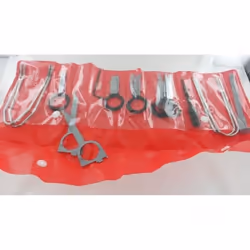 Kit d'extraction / démontage d'autoradio Kit universel d'extraction d'autoradio. S'adapte a tous les autoradios, peugeot, ren ...