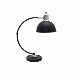 Petite lampe de bureau de de la série Luján en noir brillant/chrome. Fabriquée en métal avec douille E27. Elle a un corps inc ...