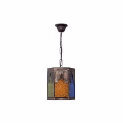 Lampe suspendue série Meknes de couleur marron. Fabriquée en métal et en verre de couleurs avec des reliefs. Son design est i ...