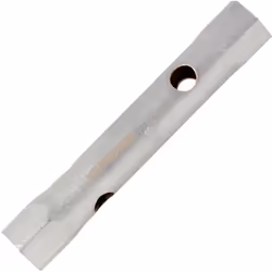 Llave tubo tubular - Medida: 24x26 mm. - Ideal para trabajos industriales. - Llave tubular.