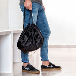 InnovaGoods Sac tapis de sol imperméable pour les vestiaires 2 en 1 Gymbag