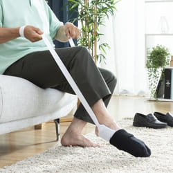 InnovaGoods Chausse-pieds pour Chaussettes Slocks