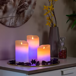 InnovaGoods Bougies LED Multicolores Effet Flamme avec Télécommande Lendles 3 Unités