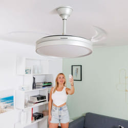 InnovaGoods Ventilateur de Plafond avec Lumière LED et 4 Pales Rétractables Silteez Argenté 80 W Ø49-104 cm