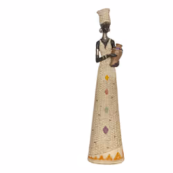 Figurine Africaine en Résine C/Cantaro Matériel: Résine Couleur: marron/naturel Assemblage requis : 0 11x9x46 cm