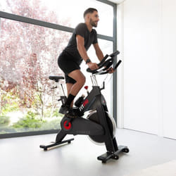 Fitfiu Fitness - Vélo d'intérieur BESP-500, disque d'inertie 24kg, selle sport réglable, guidon avec moniteur de fréquence cardiaque, poids max.