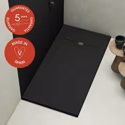 Las colecciones de baño de Poalgi responden a esa nueva concepción con platos de ducha de aires escultóricos y materiales res ...