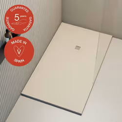 Las colecciones de baño de Poalgi responden a esa nueva concepción con platos de ducha de aires escultóricos y materiales res ...