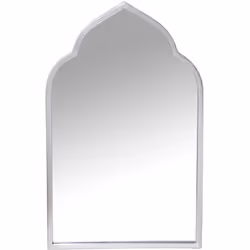 Miroir en métal argenté 61X3X100 Cm Matériel: Métal Mesures et informations supplémentaires : 61X3X100 Cm