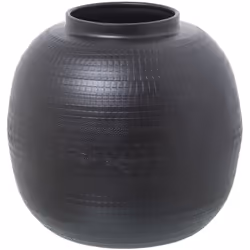 Vase En Aluminium Sculpté Noir _°24X23 Cm Matériel: Métal Dimensions et informations complémentaires : _°24X23 Cm