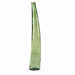 Vase 22x22x120 Verre Vert Matériel: Cristal Couleur verte Informations supplémentaires : 22X22X120 Nettoyage et entretien : E ...