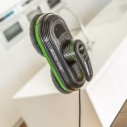 Robot lave-vitres intelligent Absolut Carbon WINCLEAN ECO-DE - 3 programmes - 12 chiffons microfibres inclus