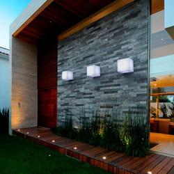Cuby wall 20 cm Applique murale robuste. Ampoule non incluse. Fabriquée en Espagne