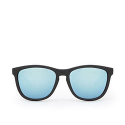 One polarized #carbono blue chrome