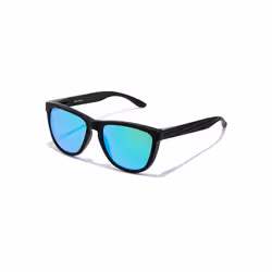 One Raw Carbon Fiber polarized #emerald