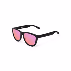 One polarized #black nebula