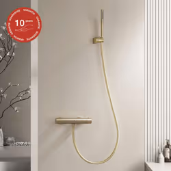 Mitigeur de douche thermostatique avec douchette SKY BATH - Série SUPREME. Ce modèle est disponible en 3 coloris : chromé, no ...