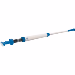 Cet aspirateur pour piscine vous permet de d'aspirer les impuretés, les débris et les poussières présents dans votre piscine. ...