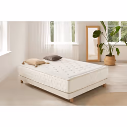 Le matelas Premium Cashmere se caractérise par sa haute qualité et son confort maximal, car il possède un rembourrage qui pro ...