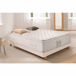 Le matelas King Premier Multizone dispose de 12 zones de repos totalement anti-stress grâce au viscoélastique qui empêche l’e ...