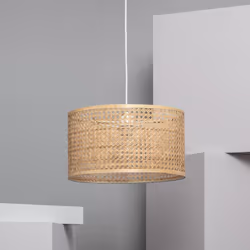 La Suspension Rotin Mampa combine un design unique et élégant avec des finitions de grande qualité. Ce type de lampes design ...
