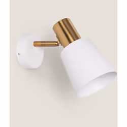 La Lampe Murale Métal Tatlin est le complément d'éclairage parfait qui donnera une touche subtile et élégante à la pièce. Grâ ...