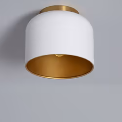 Le Plafonnier Aluminium Koloman est une lampe au design très versatile qui deviendra le centre d'attention. Pour sa forme et ...