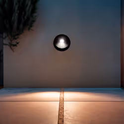 La Balise Extérieure Murale LED Encastrable 3W Ronde Coney Grise est la solution parfaite pour le balisage de couloirs et d'e ...