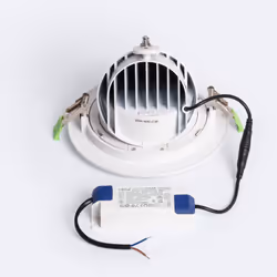 Le Downlight LED Rond Orientable 38W 120 lm/W OSRAM CCT LIFUD No Flicker est une solution d'éclairage technique conçue pour l ...
