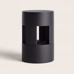 La Balise LED Extérieure 7W Aluminium 14cm Mokka est composée de PC et d'aluminium . Elle a un design industriel et moderne q ...