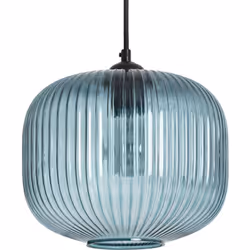 Description générale La Suspension Verre Modra est le complément idéal pour apporter une touche de couleur subtile à votre in ...