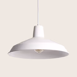 La Suspension Métal Meistter a un design rétro-industriel et simple qui vous permet de la placer dans une grande variété de p ...