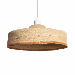 La Suspension Fibres Naturelles Arya est le complément parfait pour donner une touche de lumière et de personnalité à la pièc ...