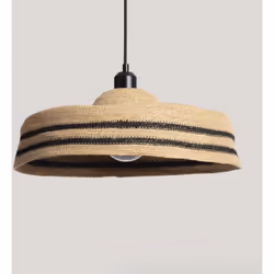 La Suspension Fibres Naturelles Daya est le complément parfait pour donner une touche de lumière et de personnalité à la pièc ...