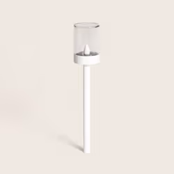 La Torche Solaire Extérieure LED Effet Flamme avec Piquet Brako 40cm est dotée de LED innovantes qui créent une atmosphère un ...